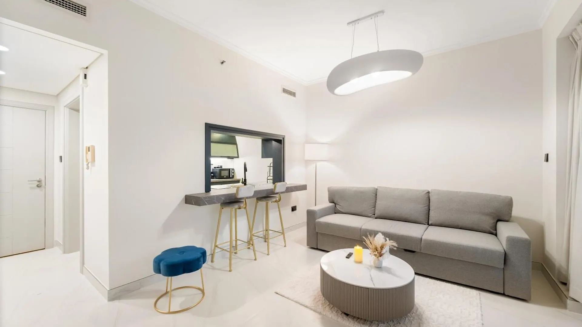 Apartment Bright & Spacious 1Br In Downtown With Balcony L Close To Dubai Mall United Arab Emirates