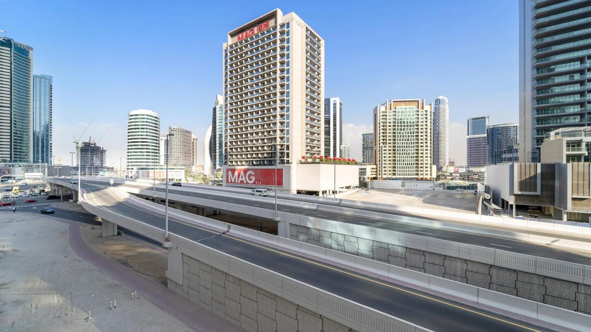 Bright & Spacious 1Br In Downtown With Balcony L Close To Dubai Mall 0*,